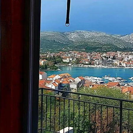 Balan S Vanjskim Bazenom Appartamento *