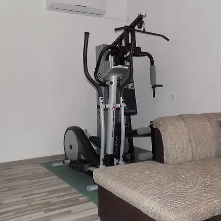 شقة Balan S Vanjskim Bazenom *