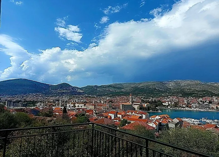 Apartman Balan S Vanjskim Bazenom *