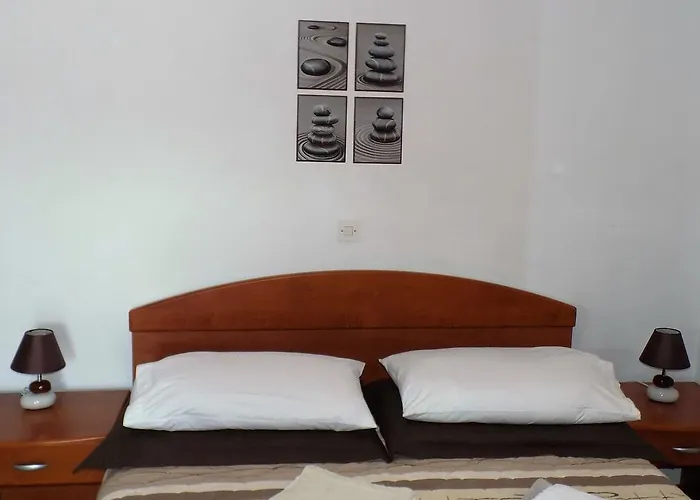 Apartman Balan S Vanjskim Bazenom *