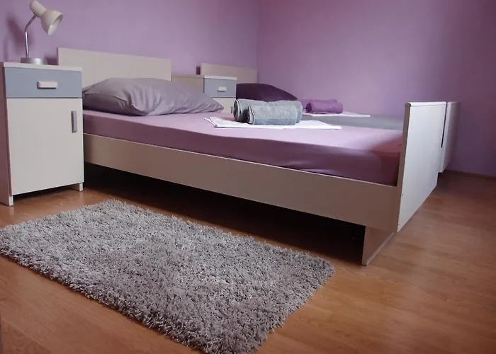 Apartman Balan S Vanjskim Bazenom *