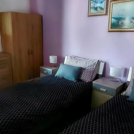 Apartmani Balan S Vanjskim Bazenom * Trogir