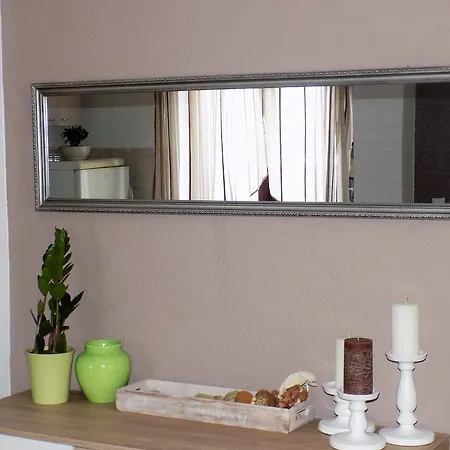 Apartment Apartmani Balan S Vanjskim Bazenom