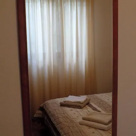 Apartmani Balan S Vanjskim Bazenom *