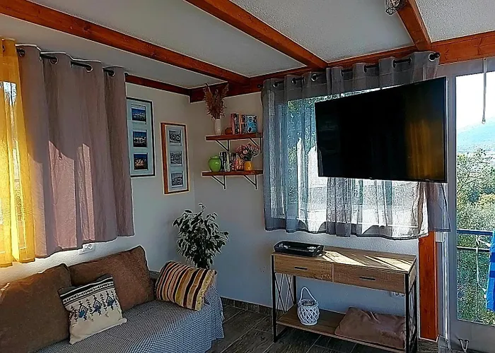 Balan S Vanjskim Bazenom * Trogir