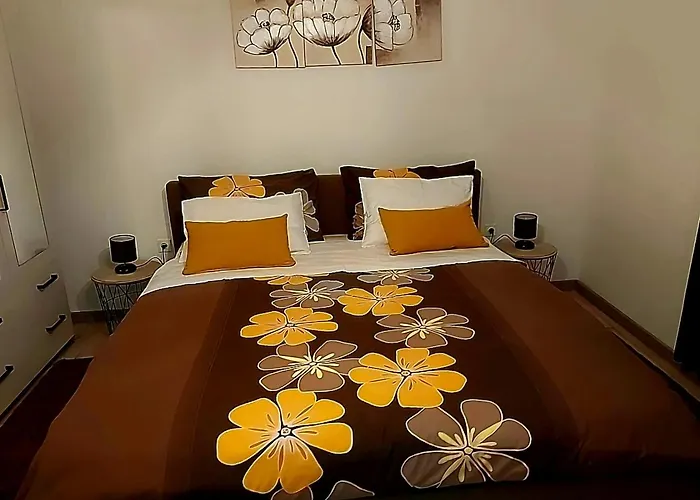 Balan S Vanjskim Bazenom Trogir