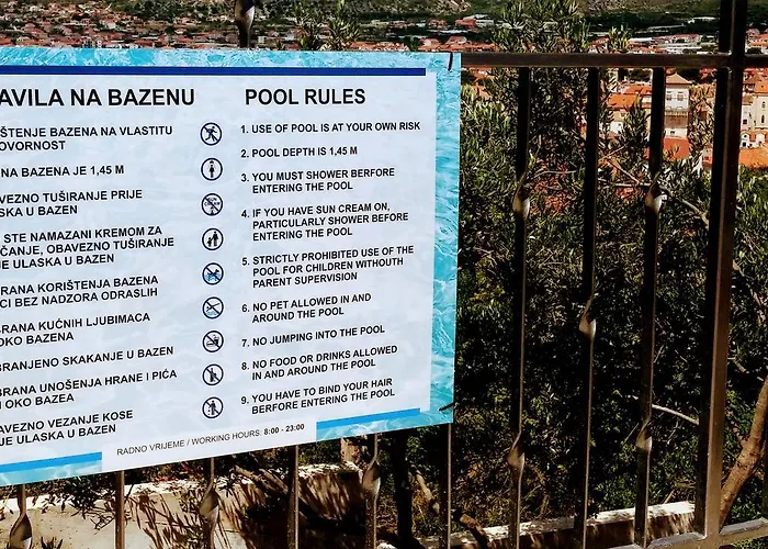 Appartement Balan S Vanjskim Bazenom Trogir