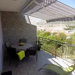 Apartmani Balan S Vanjskim Bazenom