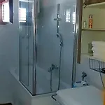 Apartment Apartmani Balan S Vanjskim Bazenom Trogir
