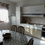 Apartmani Balan S Vanjskim Bazenom Apartment *
